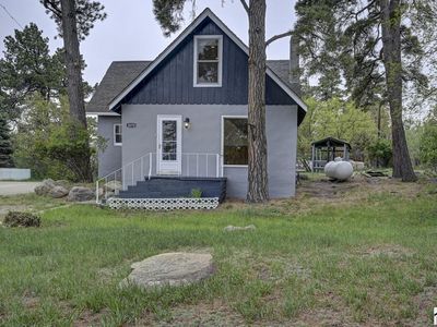 2070 Main St