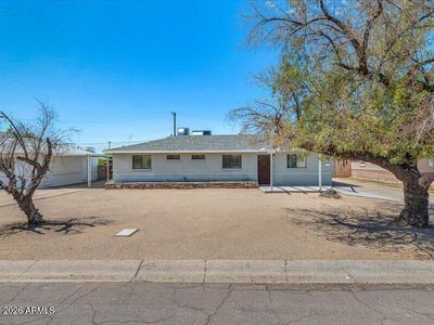5736 N 32ND Drive