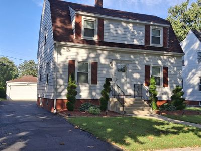 Property at 2246 S 12th Ave, Broadview, IL