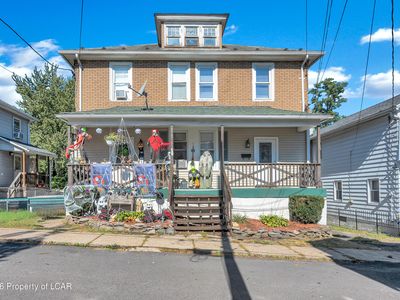 35 Short St