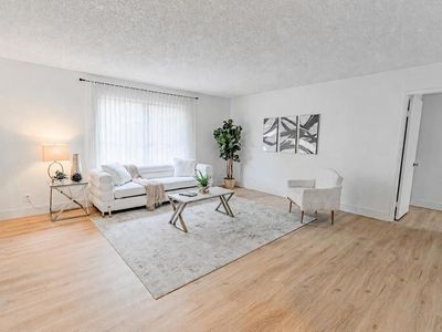 634 8th St APT 8