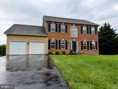 318 Elmwood Ln