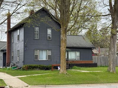 1138 W Oregon St