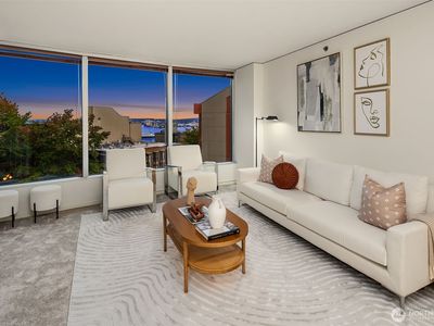 2000 1st Avenue #703