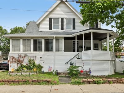 16 Underhill St #3