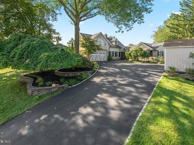 1228 Burnett Rd