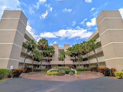 5650 Camino Del Sol #101