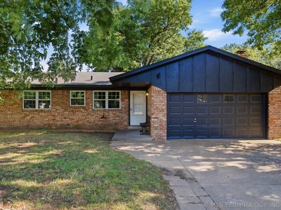 216 E J St