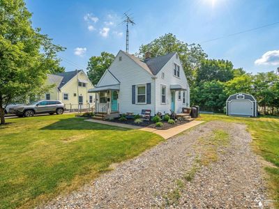 411 Center Dr