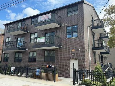 1307 E 84th St #3C