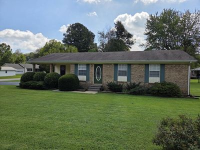1917 Red Oak St