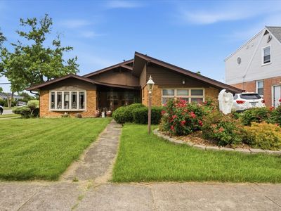 1556 Heidorn Ave