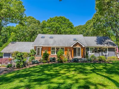 14 Locust Avenue