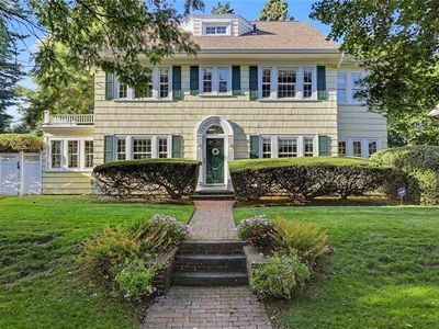 348 Doyle Ave