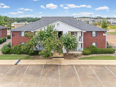 21 Private Road 3057