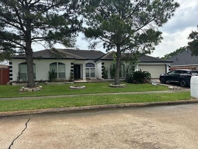 5111 Shirley St