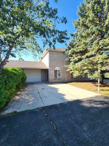 608 E Market St Unit 102