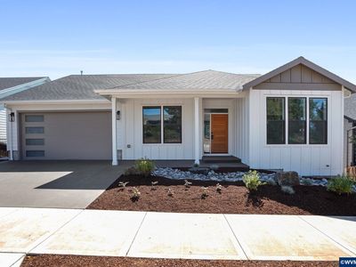 134 Rainier Dr SE