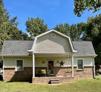 385 Anita Ln