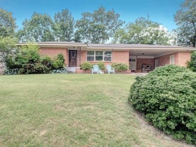 4625 Crestline Dr