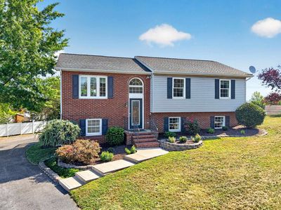 1251 Waterman Dr