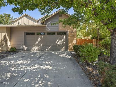 5658 Hunting Creek Way