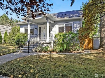 3215 N 9th Street