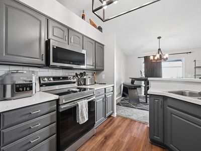 Property at 402 Napa Vall APT 303, Newport, KY