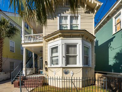 208 Calhoun St