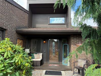 786 Fairway Cir