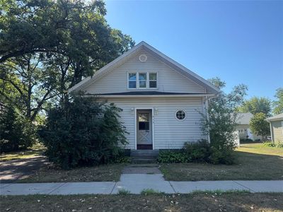 915 Miles Street #1-2