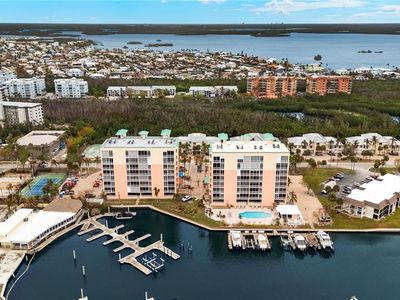 150 Lenell Rd APT 201