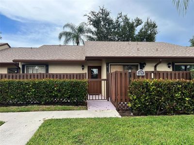 1027 Green Pine Blvd #C