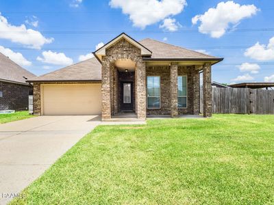 Property at 200 Lakefront Dr, Rayne, LA