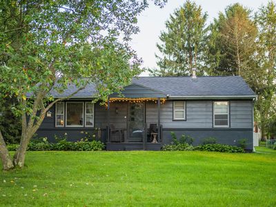137 International Dr