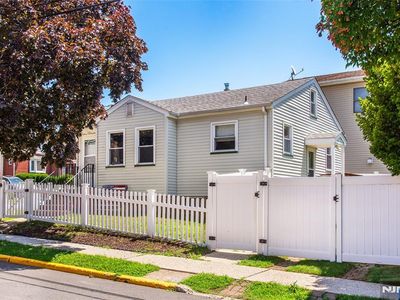 Property at 517 1st St, Carlstadt, NJ