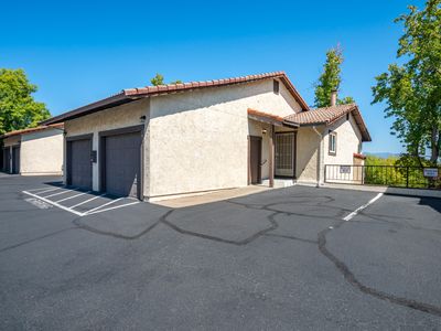 Property at 829 Mission Sierra Ct, Redding, CA