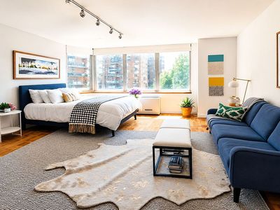 500 W 43rd St APT 28D