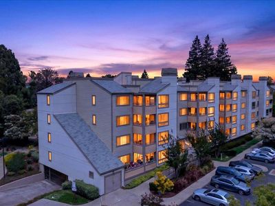 1271 Poplar Ave APT 406
