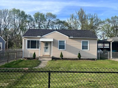 492 Basswood Rd