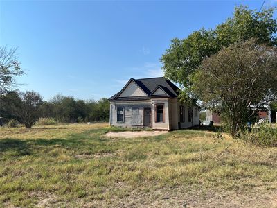 Property at 1 S Saint St W, Mount Calm, TX