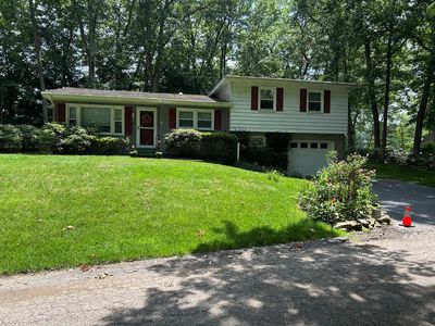 452 Wendy Way