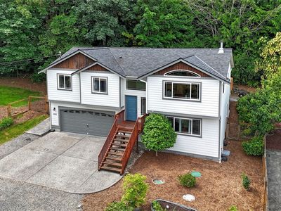 305 Baker Way