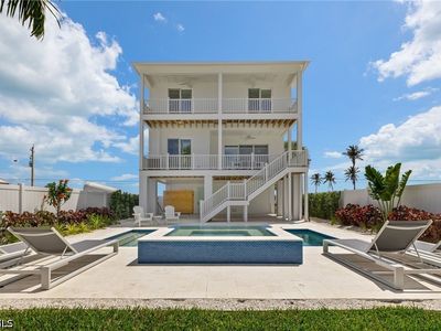 5583 Estero Blvd