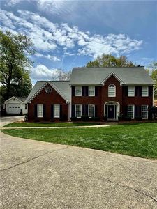 2116 Candlewood Ct NE