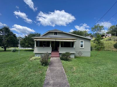 22 Cricket Ln