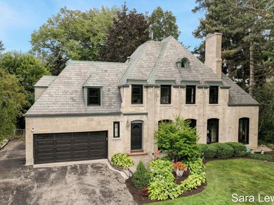 298 Morningside Dr SE