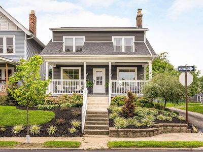 1035 S Champion Ave