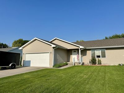 1037 Sun Valley Dr
