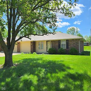 1901 Alhambra Dr